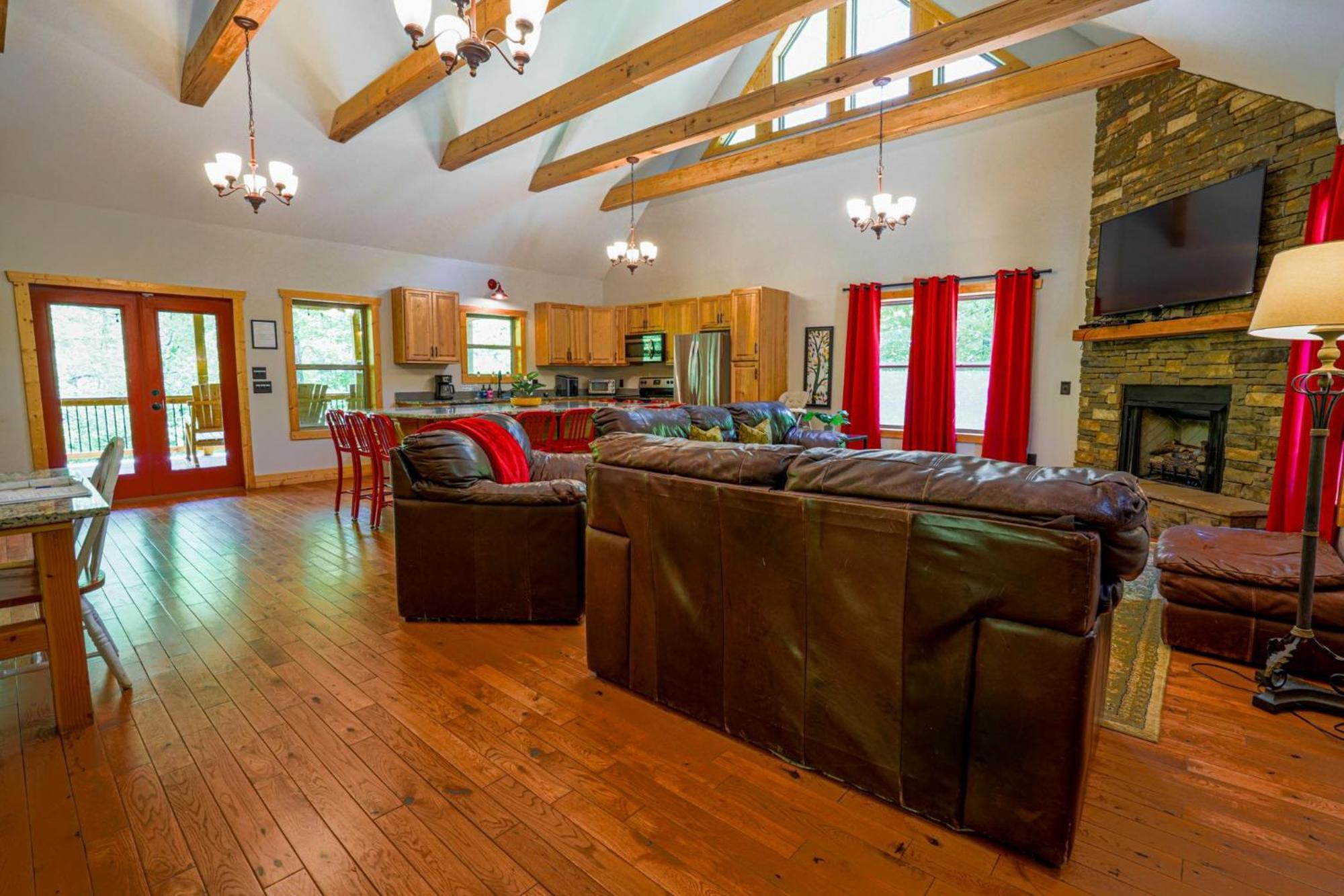New Listing! Wine Country Retreat - 2 Bed, Hot Tub Villa Dahlonega Exteriör bild