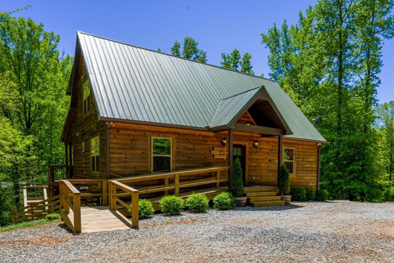 New Listing! Wine Country Retreat - 2 Bed, Hot Tub Villa Dahlonega Exteriör bild